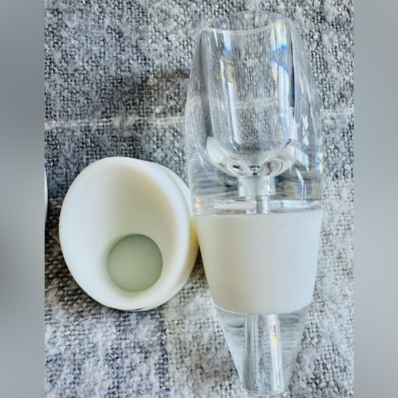 Vinturi Wine Aerator Set - Picture 5 of 14